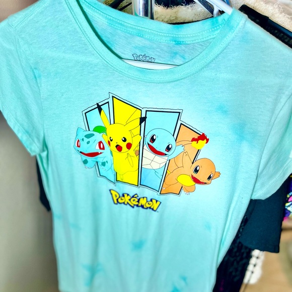 3 for $10❤️ 
Blue tie die Pokémon Top like new - Picture 2 of 6